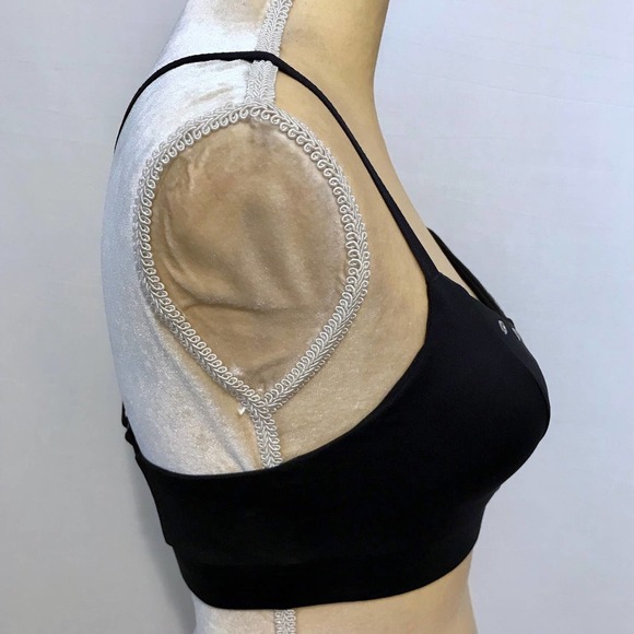 Fabletics NWT Performance Sports Bra Women S - Picture 3 of 8